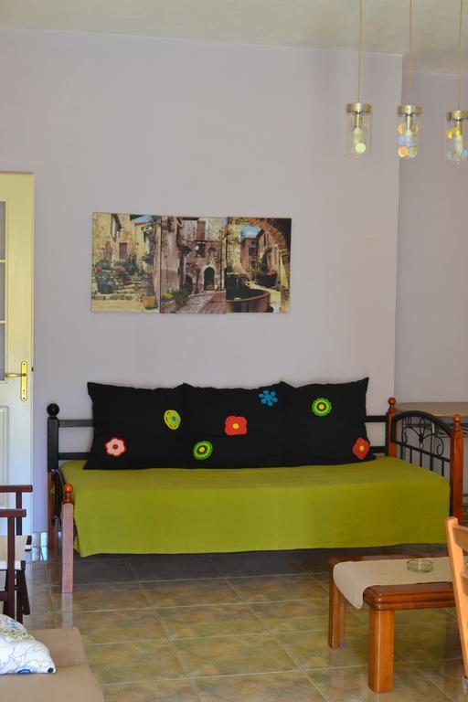 Scorpios Apartments Dassia  Rum bild