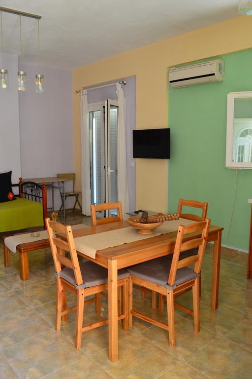 Scorpios Apartments Dassia  Rum bild