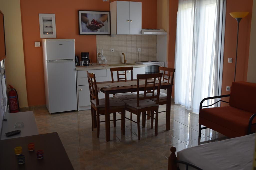 Scorpios Apartments Dassia  Rum bild