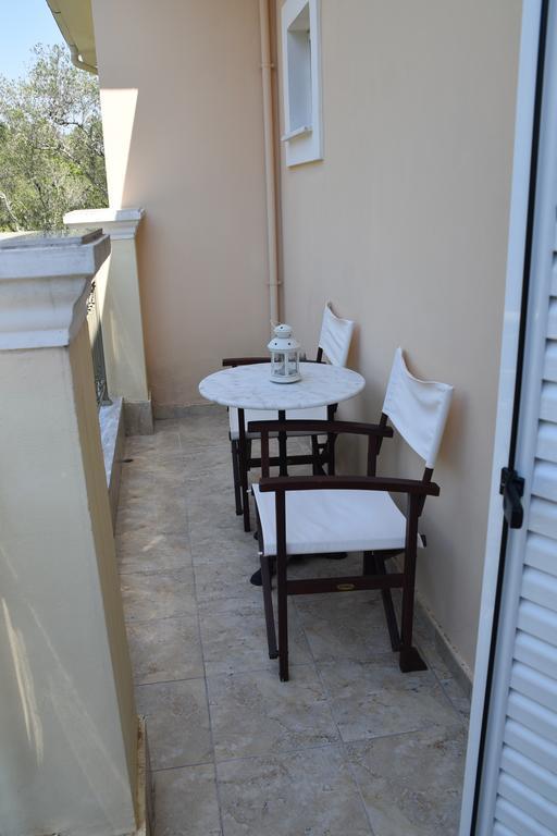 Scorpios Apartments Dassia  Rum bild